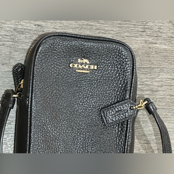 Coach Crossbody Purse Black Pebbled Leather Phone Authentic - Picture 3 of 9